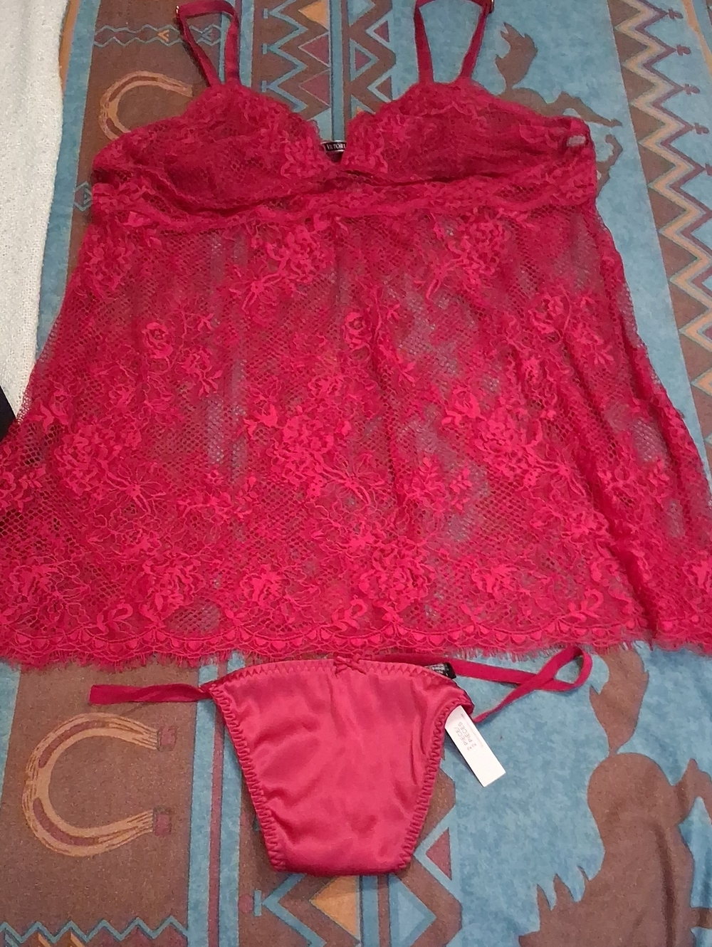 Victoria's Secret 2pc Red Rose Fishnet Lace Babydoll Slip & Matching Thong